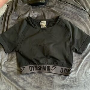 Gymshark cropped shirt